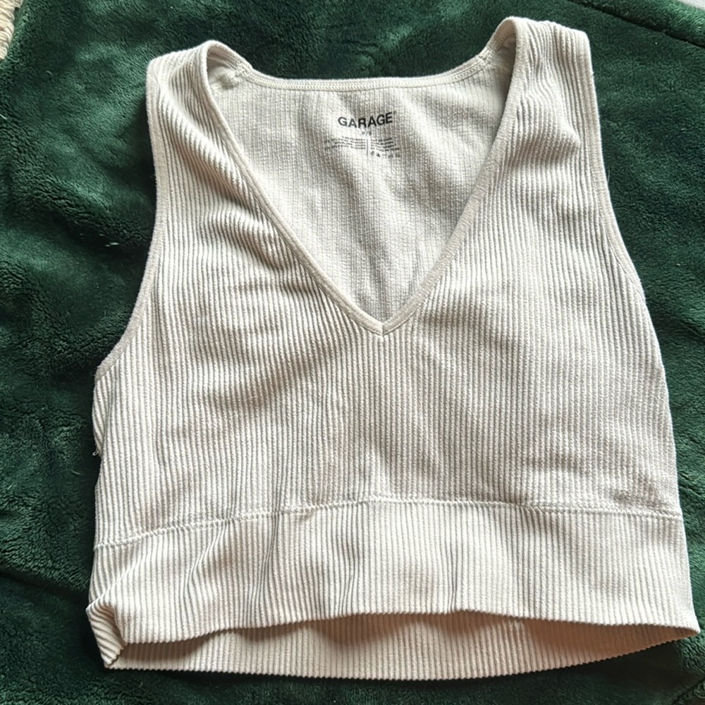 Off-white top